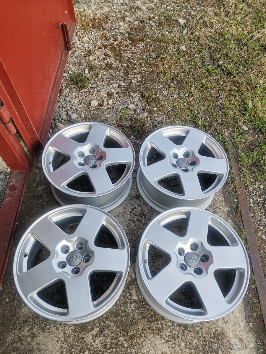 Alu kola Audi 5x100 R16 Speedline.