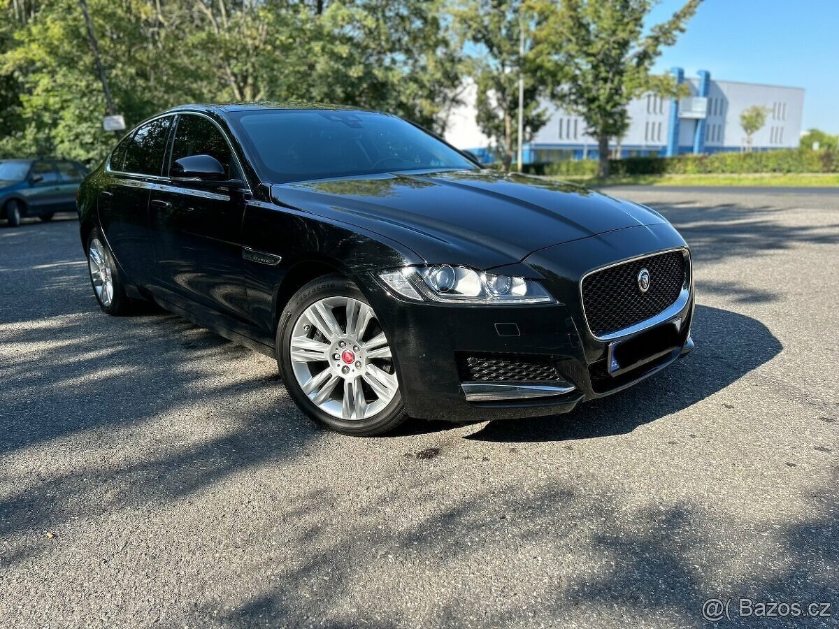 Jaguar XF 2016