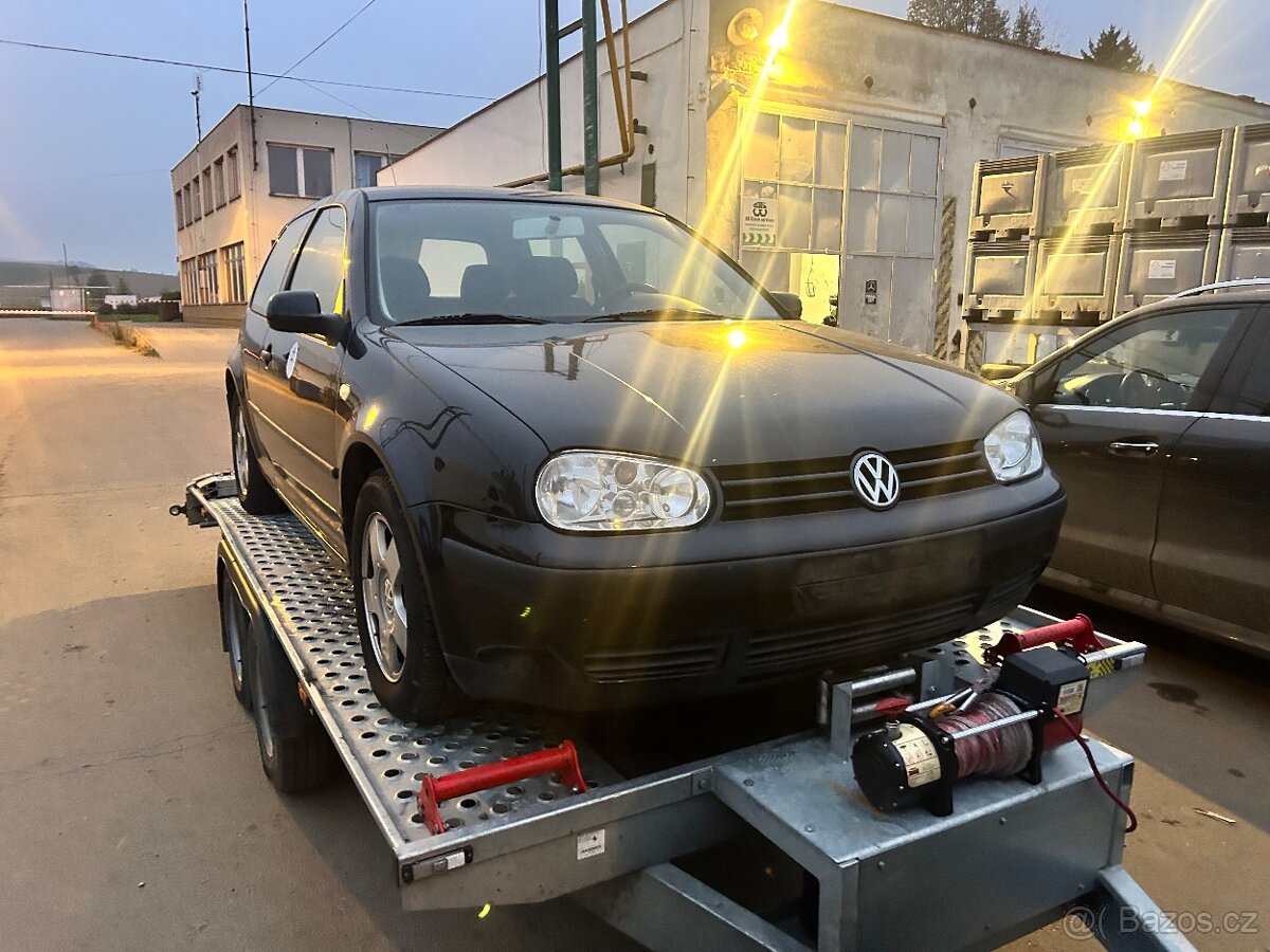 VW Golf IV 1.6 74 kw 1999 prodám díly