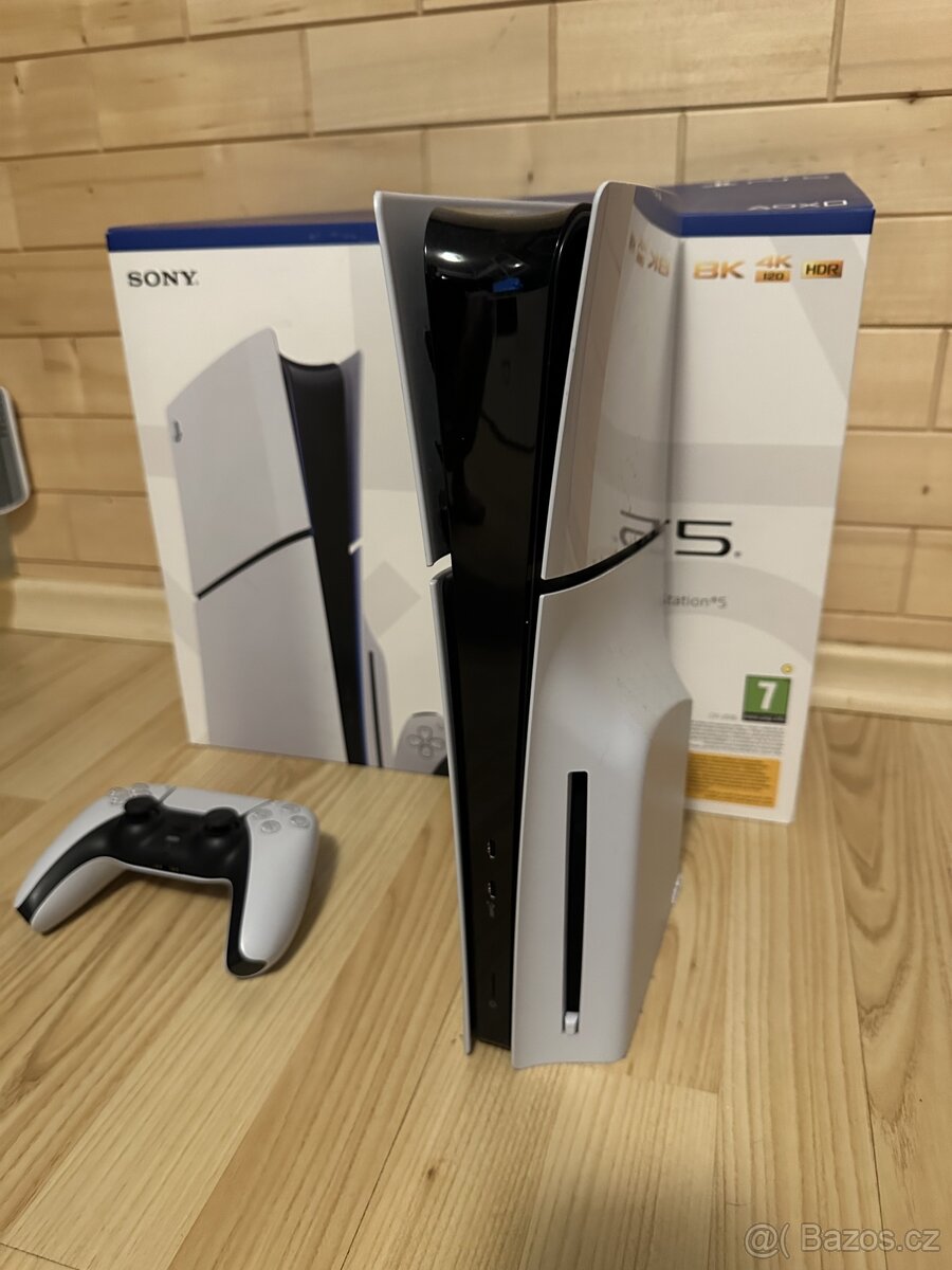 Ps5 slim s mechanikou 1TB, záruka rok a půl