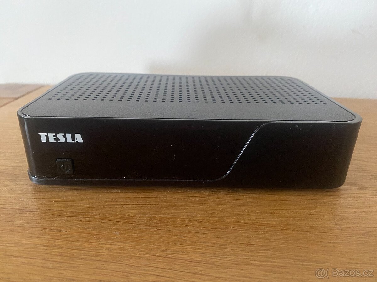 set-top box TESLA 200  v záruce