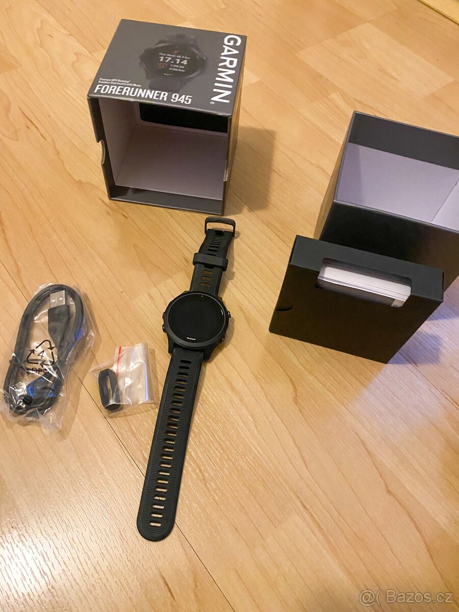 Premium Forerunner 945 Garmin watch with music