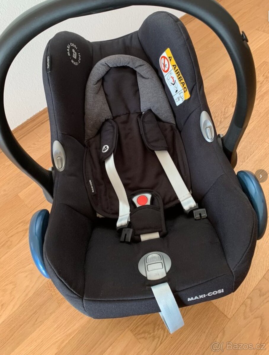 Autosedačka Maxi Cosi Cabriofix 2020 (Essential Black)