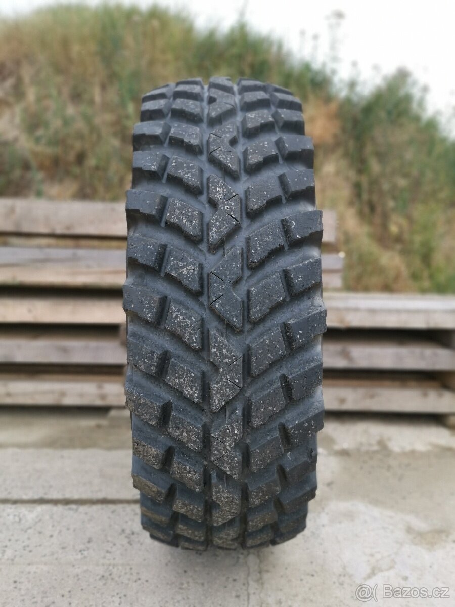 440/80 R 28 NOKIAN TRI-2 156A8/151D TL