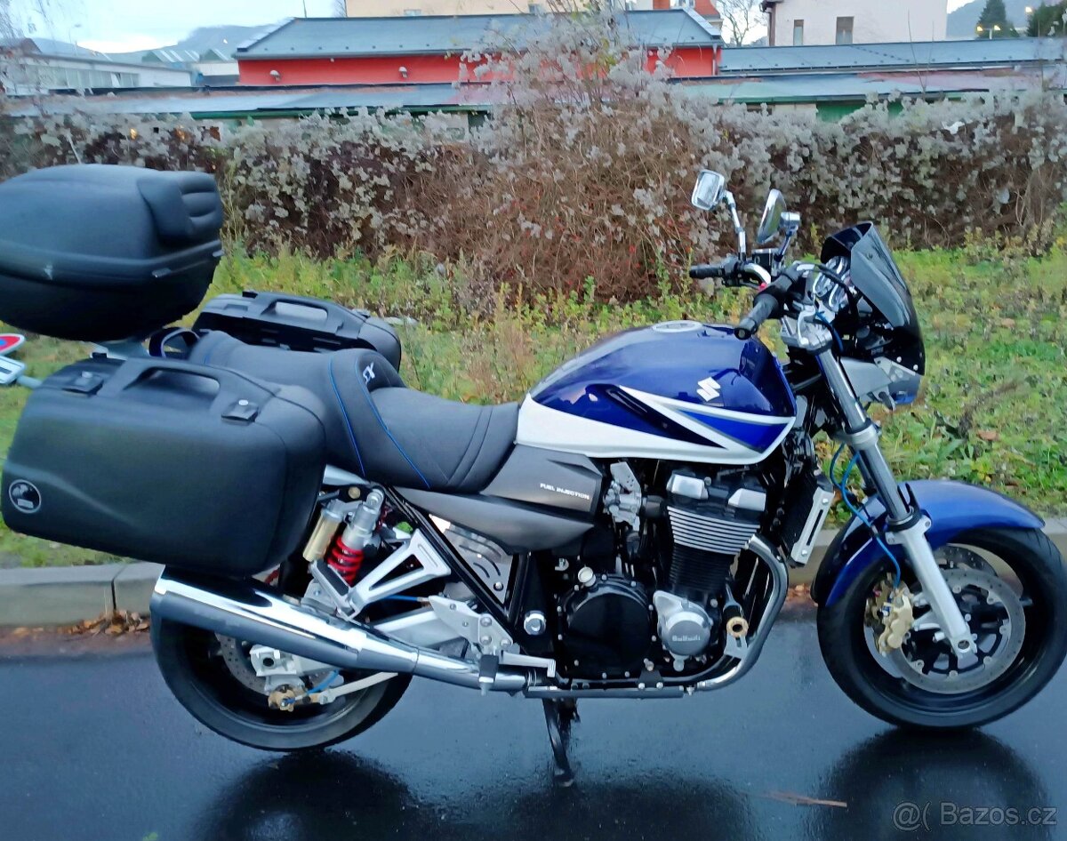 Krásná Suzuki GSX 1400 , bez investic