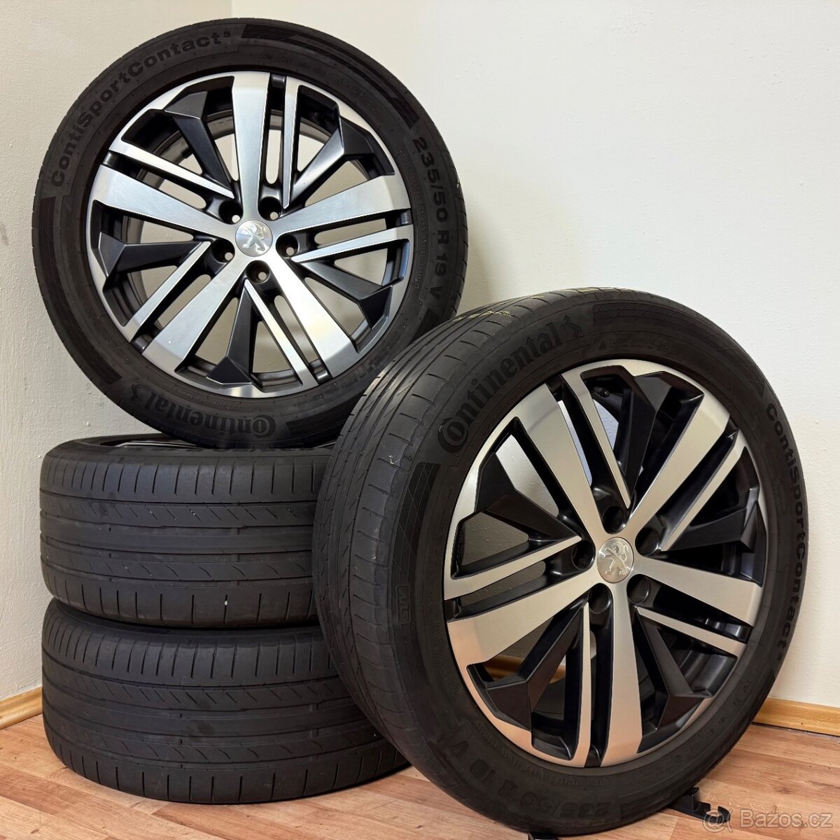 PEUGEOT 3008 / 5008 R19 ET42+LETNÍ 235/50R19 3,5mm