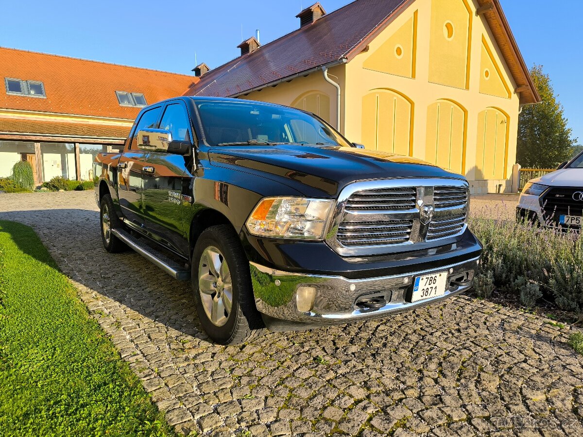 NOVÁ CENA Prodám Dodge RAM 1500 ECO DIESEL big horn