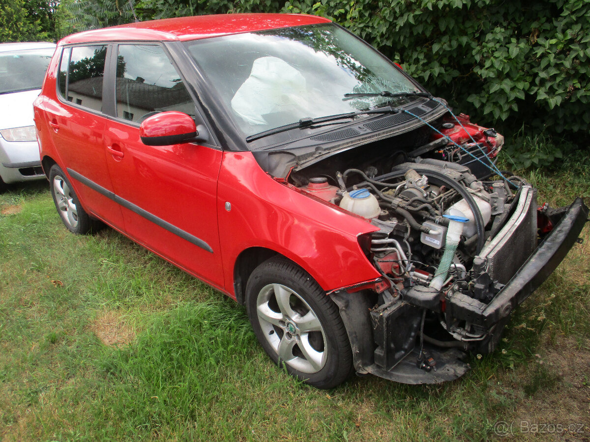 Škoda Fabia facelift  Díly Benzin