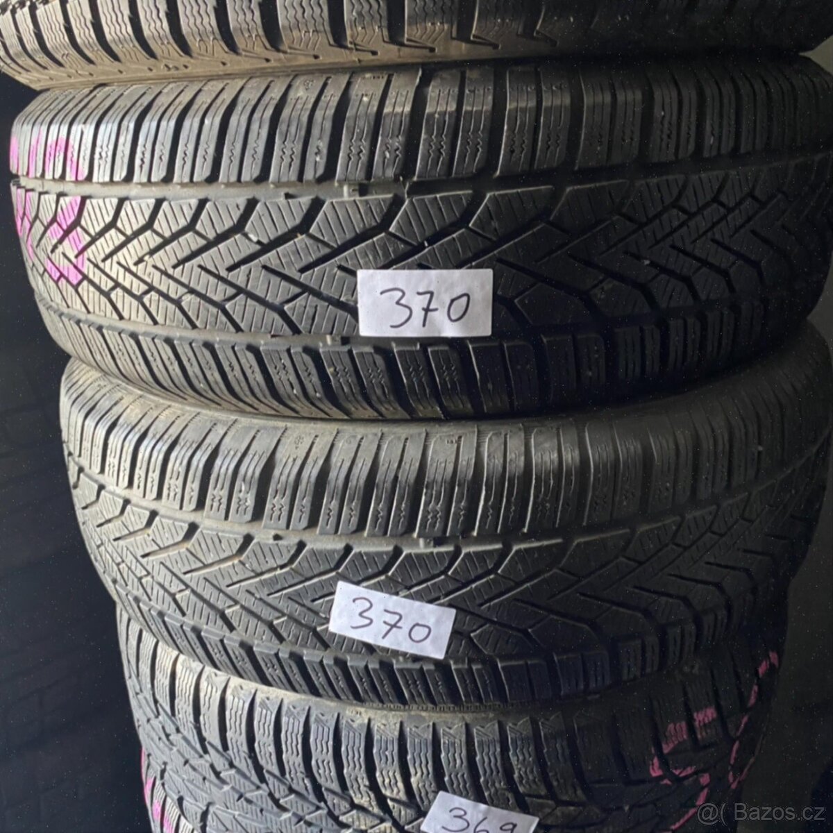 Zimní pneu 235/60 R18 105H Nexen 6mm