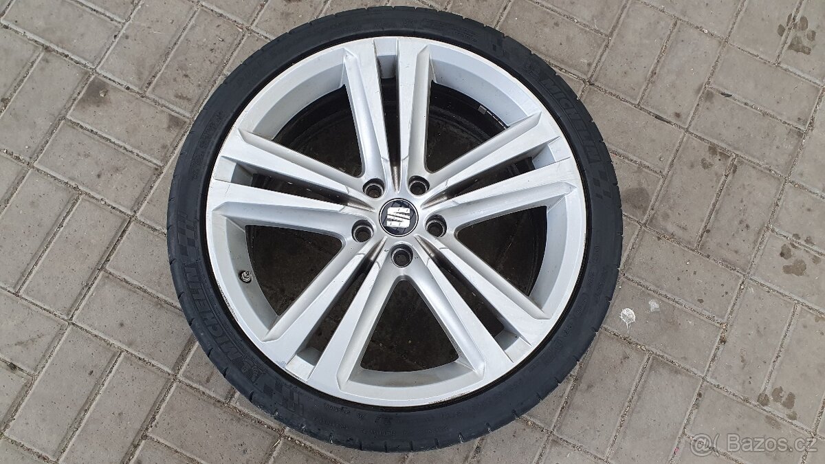 Sada Alu kola 5x112 235/35 R19 Seat Leon 5F Cupra