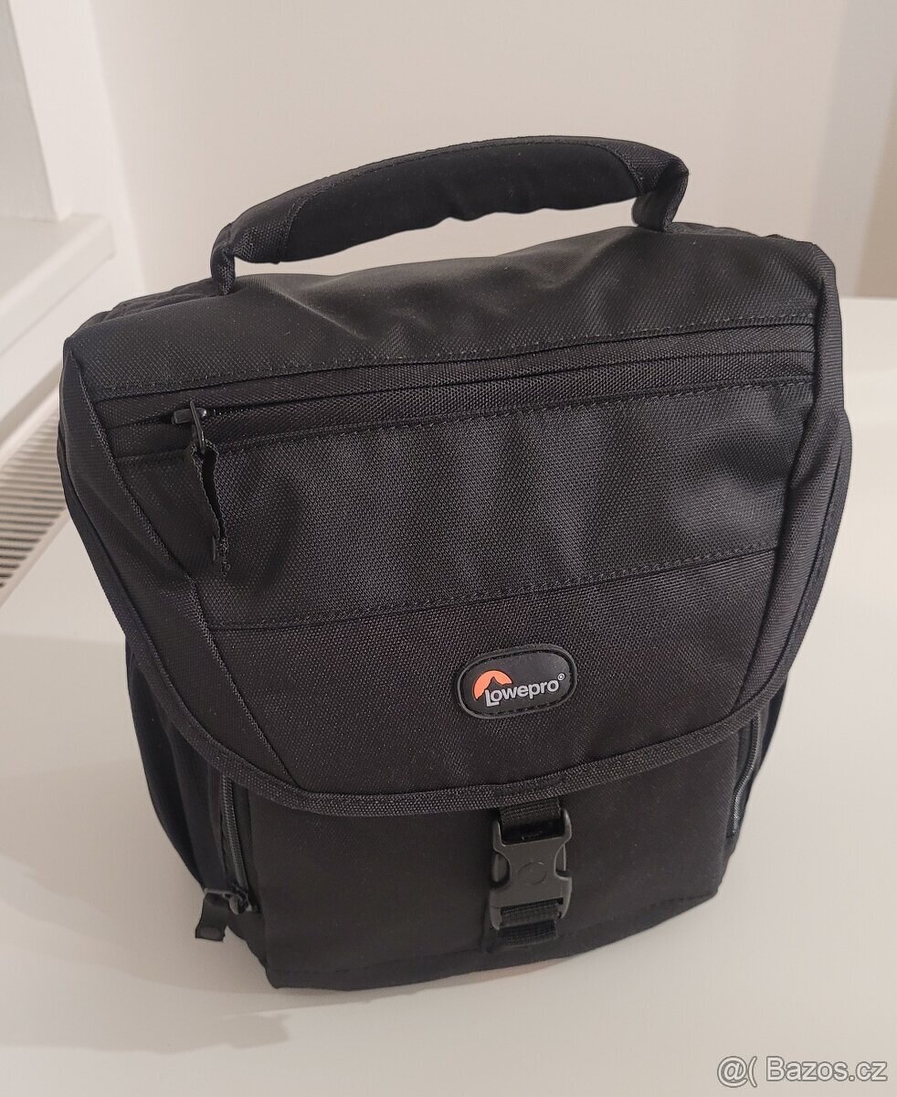 Brašna Lowepro Nova 170 aw