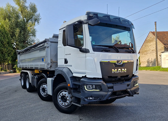 MAN TGS 35.470 8x4 - třístranný sklápěč + Bordmatik