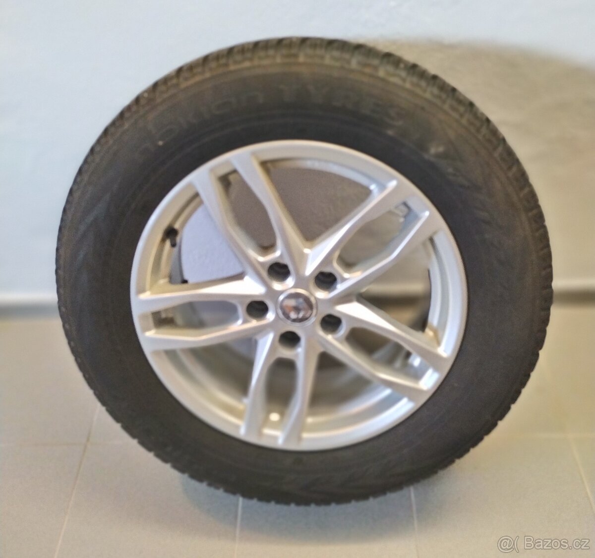 Zimni komplet NOKIAN 225/55/R17  4kusy (RENAULT Koleos)