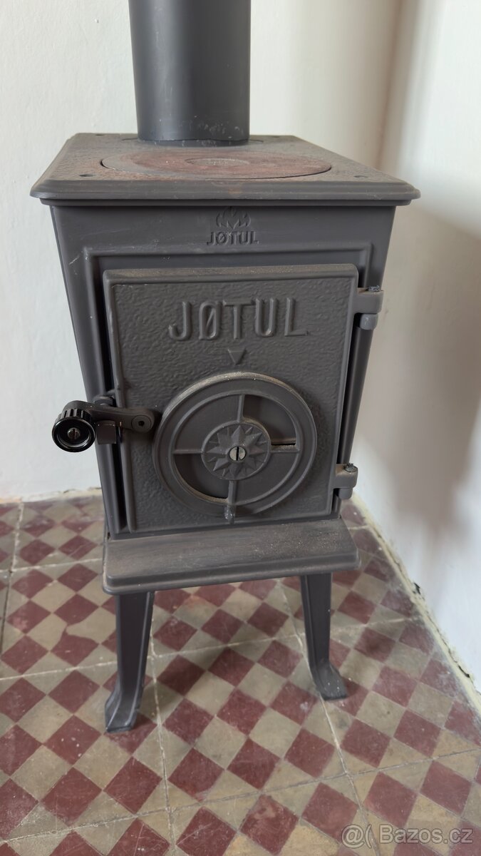 Jotul F 601 N litinová kamna