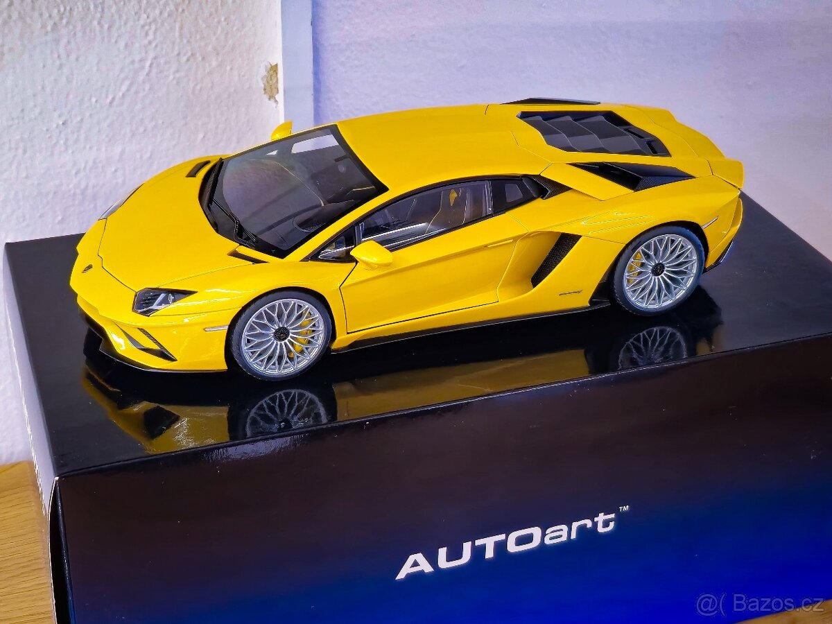 Lamborghini Aventador S 2017 1:18 Autoart