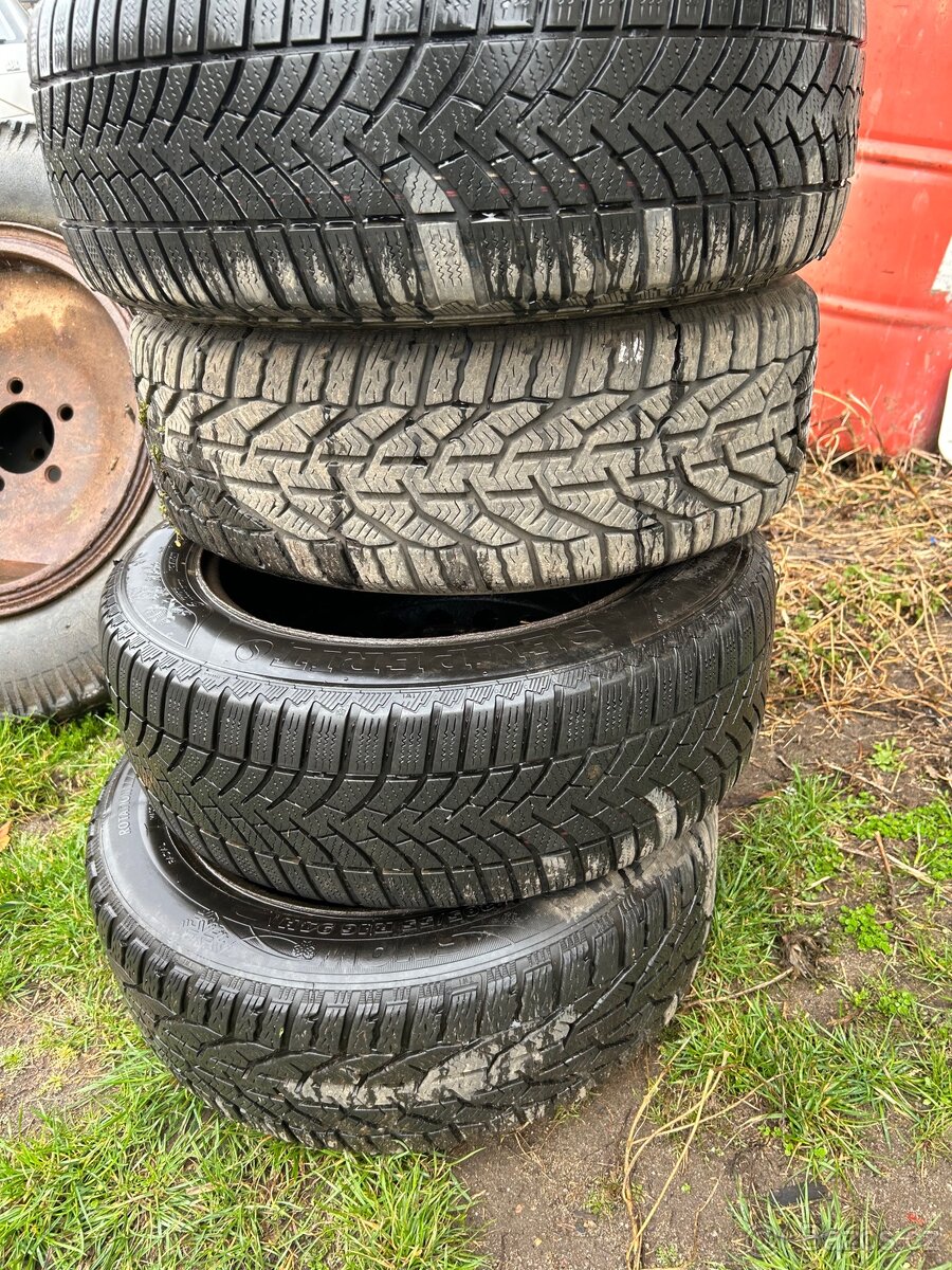 Zimní pneumatiky 205/55 R16