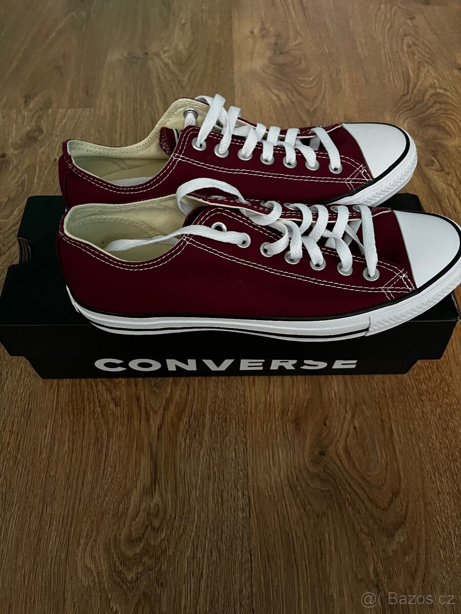 OBUV CONVERSE VÍNOVÁ UK 8,5