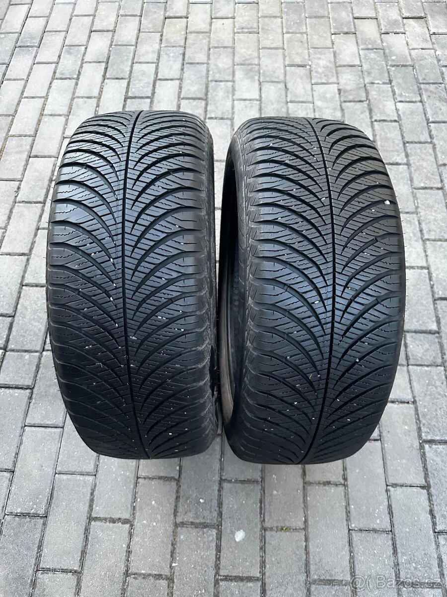 Použité Univerzální / celoroční pneu: Goodyear Vector