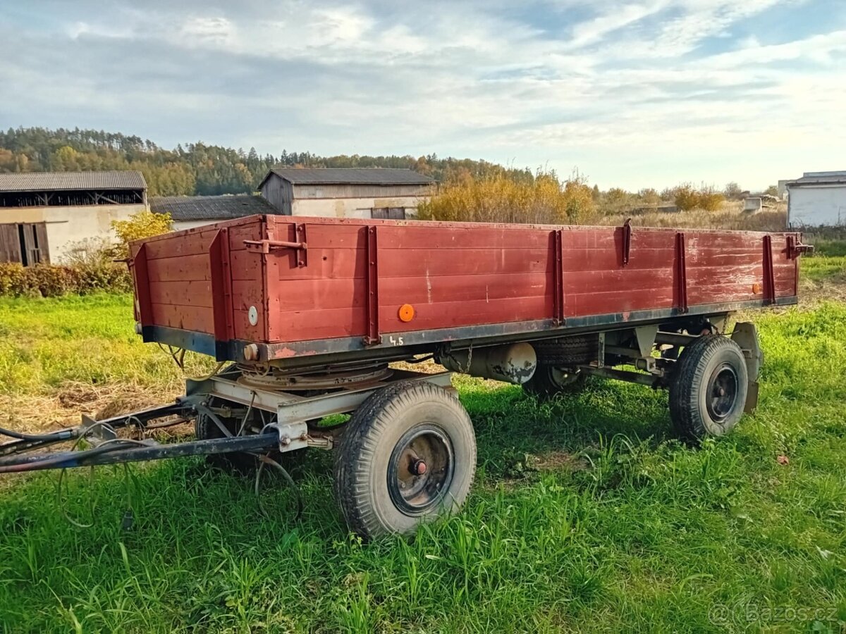 Valník za traktor 5t