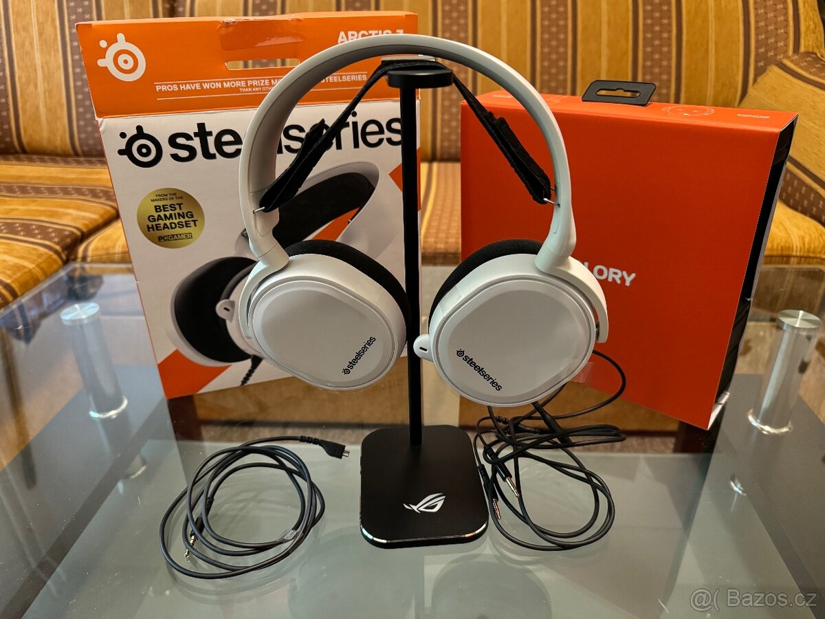 Herní sluchátka SteelSeries Arctis 3 - Bílá