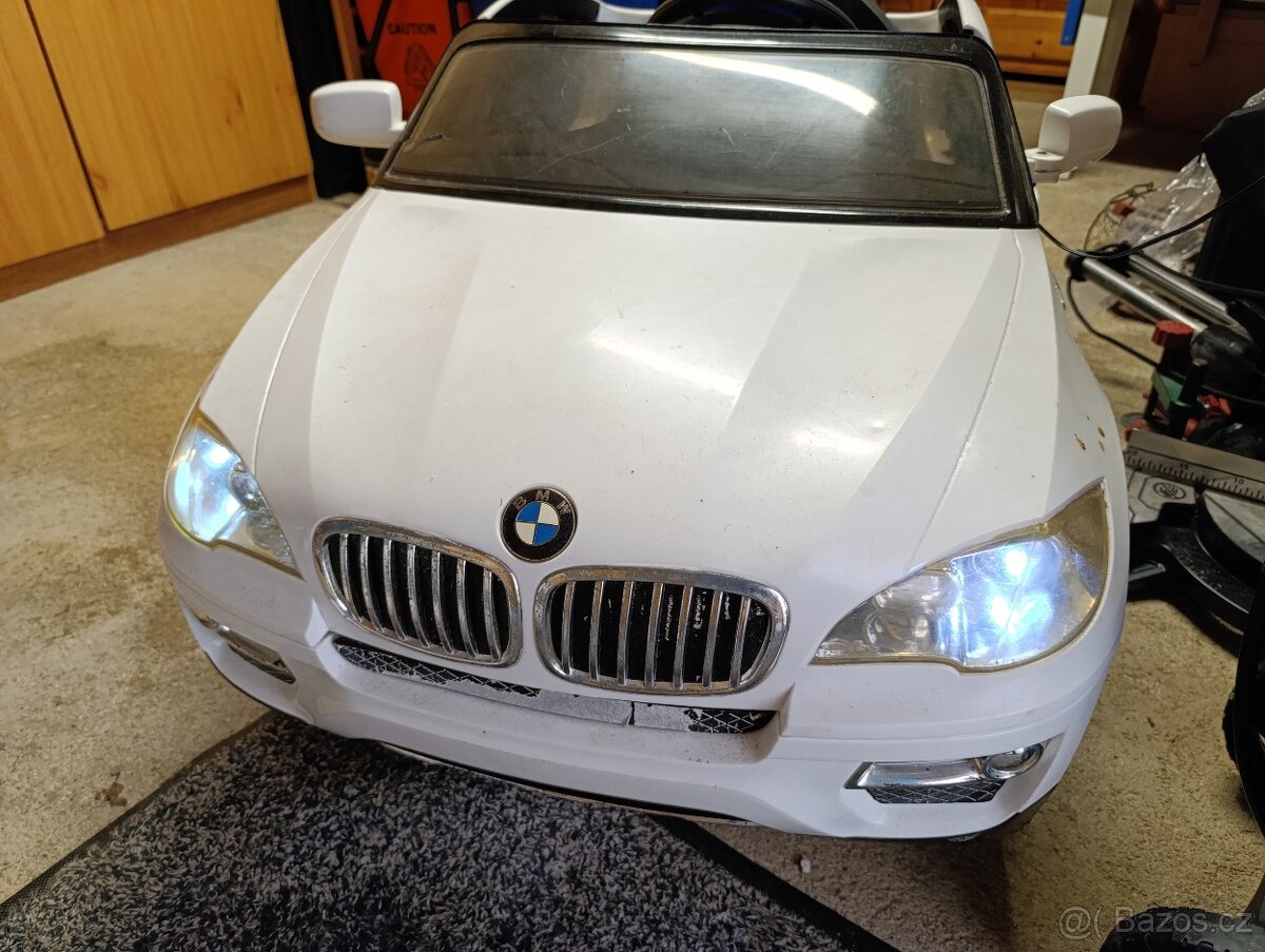 Prodám elektro autičko BMW X6