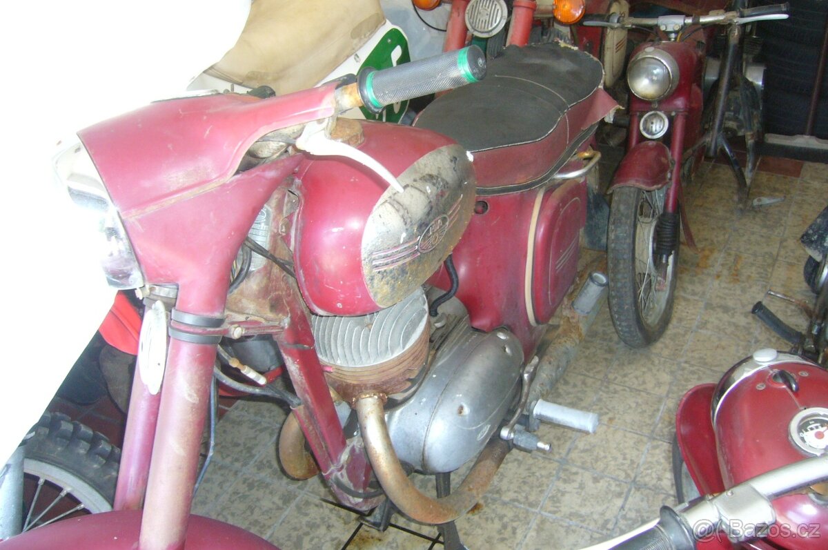 JAWA ČZ 250/559 R.V.1965-NÁLEZOVÝ STAV S DOKLADY