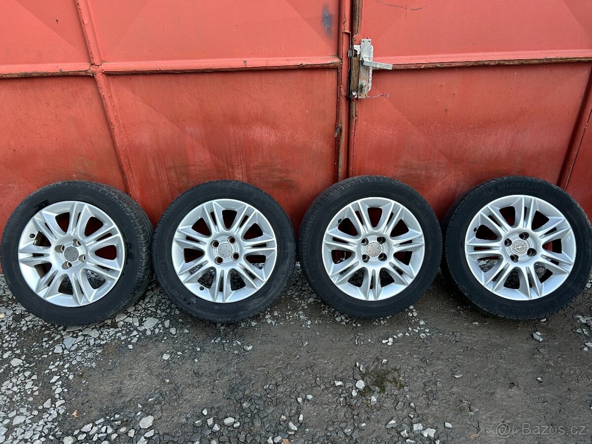 Prodám alu kola 4x100 r16