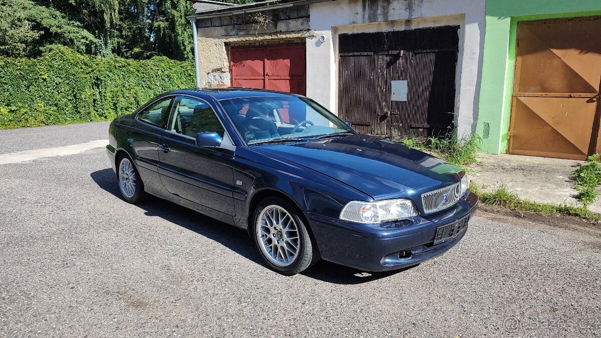 Volvo C70 2,4T automat 142kW 2001 Euro 3