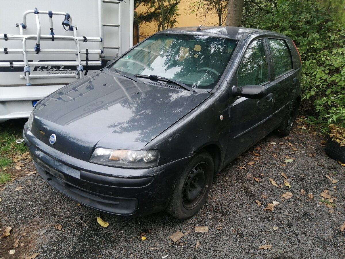 FIAT PUNTO r.v. 02 - PŘEDNÍ SVĚTLOMETY