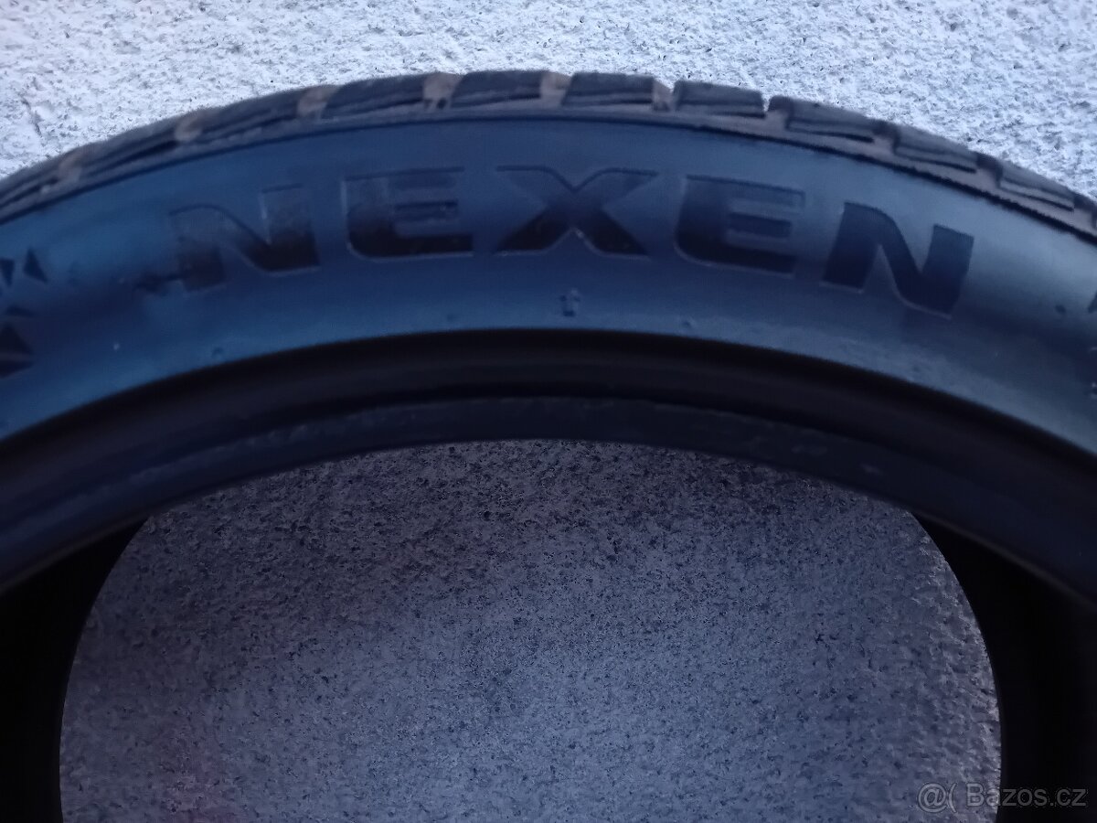 1x zimní pneu Nexen 225/40 r18