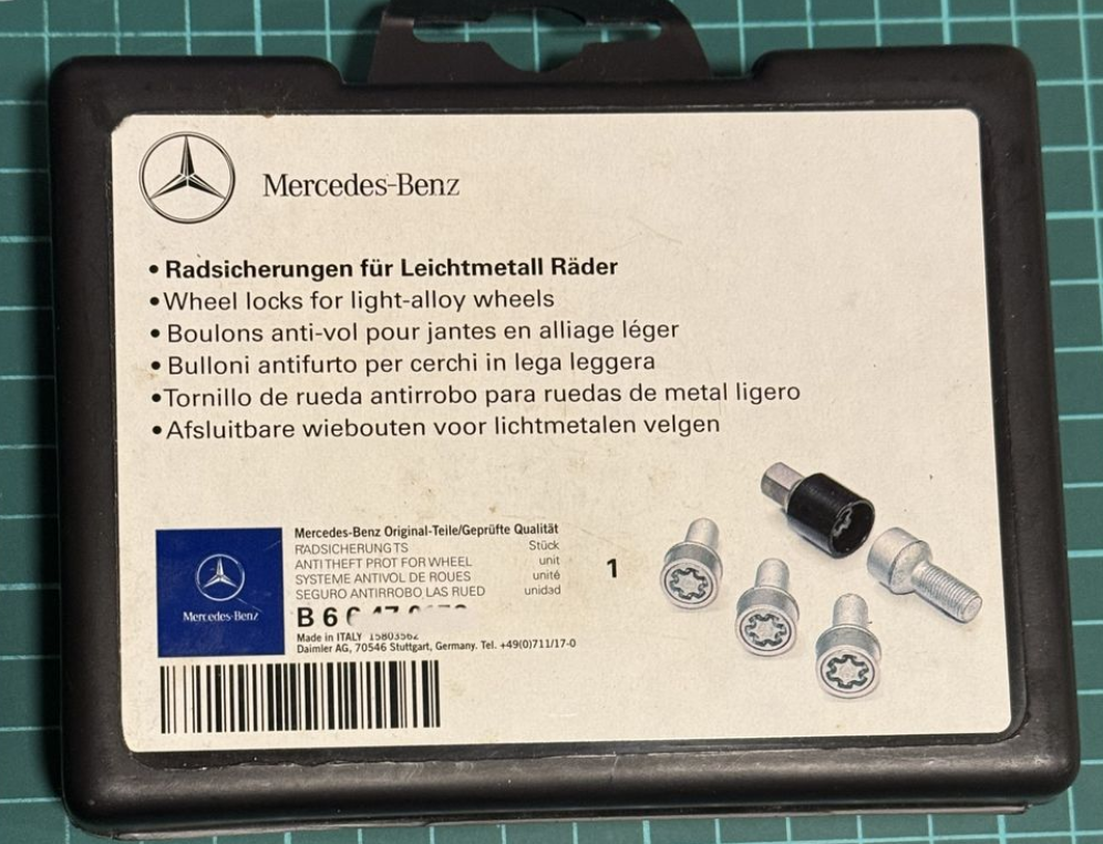 Sada bezpečnostních šroubů Mercedes Benz