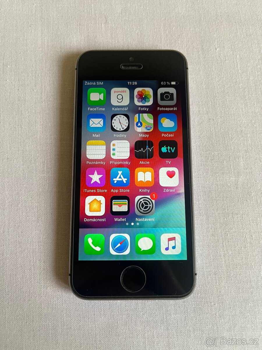 Apple iPhone 5s 16GB Černý