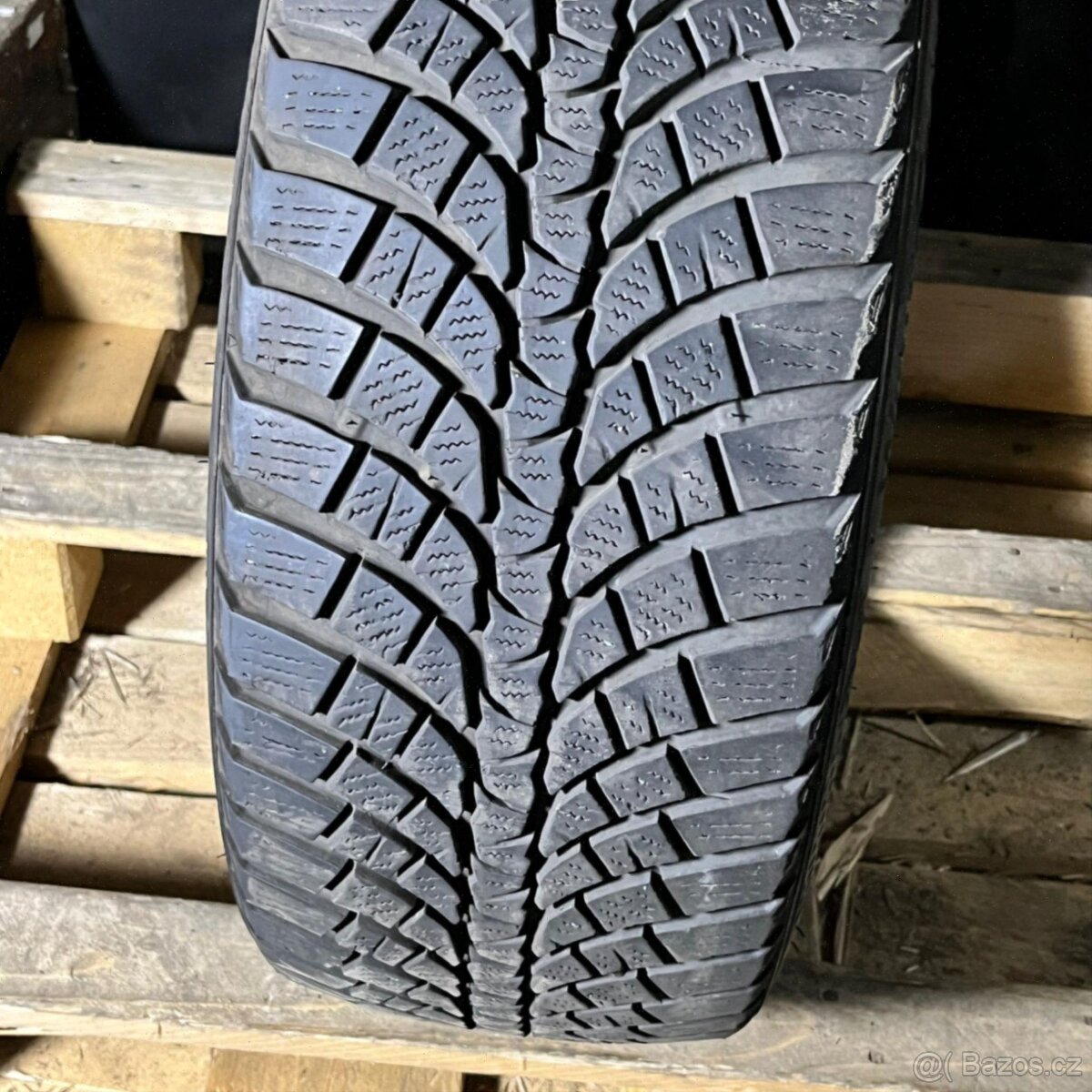 Zimní pneu 225/45 R17 91H Kumho 6mm