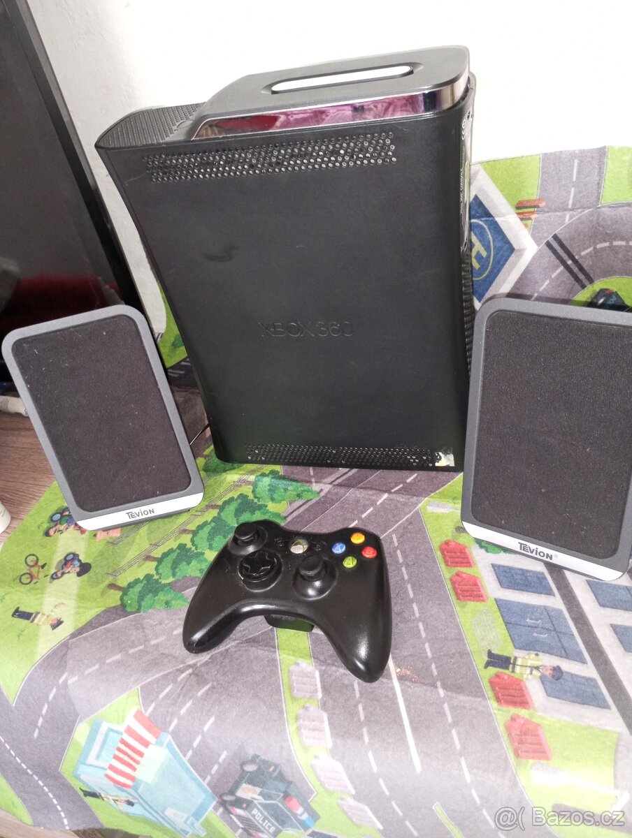 Prodávám starší Xbox 360