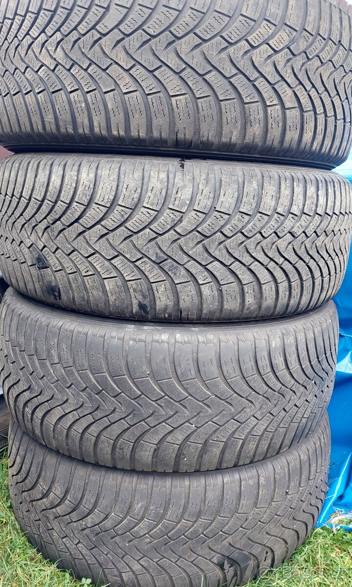 4x zimní pneu 225/55 R17 Falken