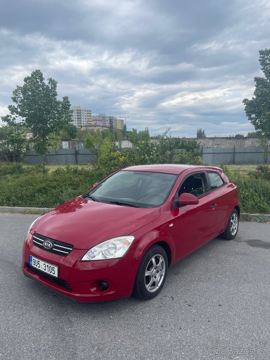 Kia Ceed 1,4i /klima/