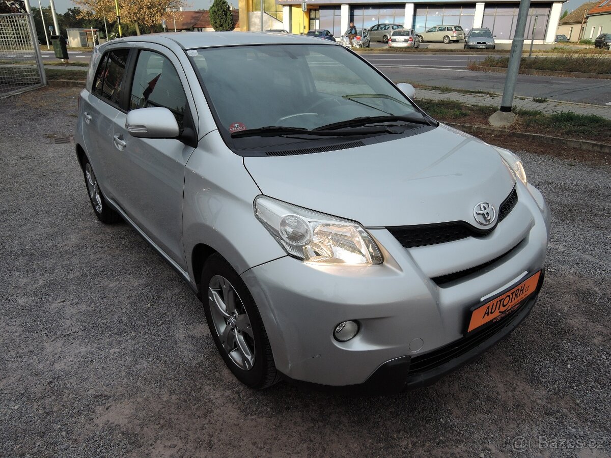 Toyota Urban Cruiser, 1,3 Dual VVTi High 2010