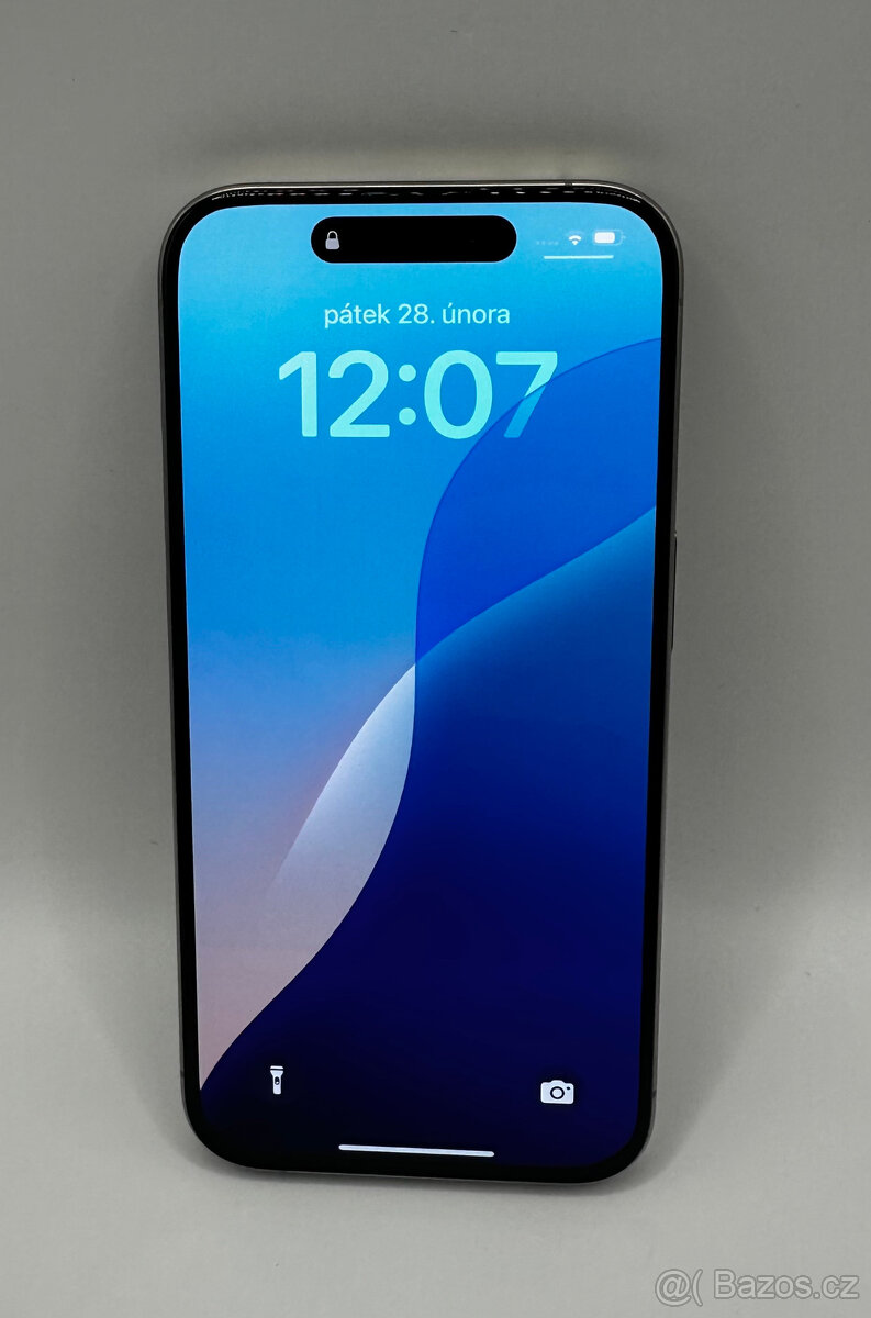 Apple iPhone 15 Pro, 128GB přírodní titan - TOP stav