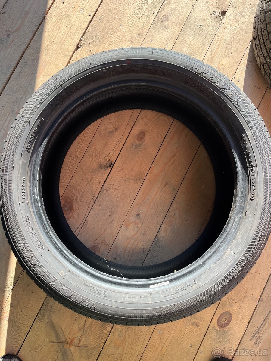 TOYO PROXES R52 215/50 R18 92