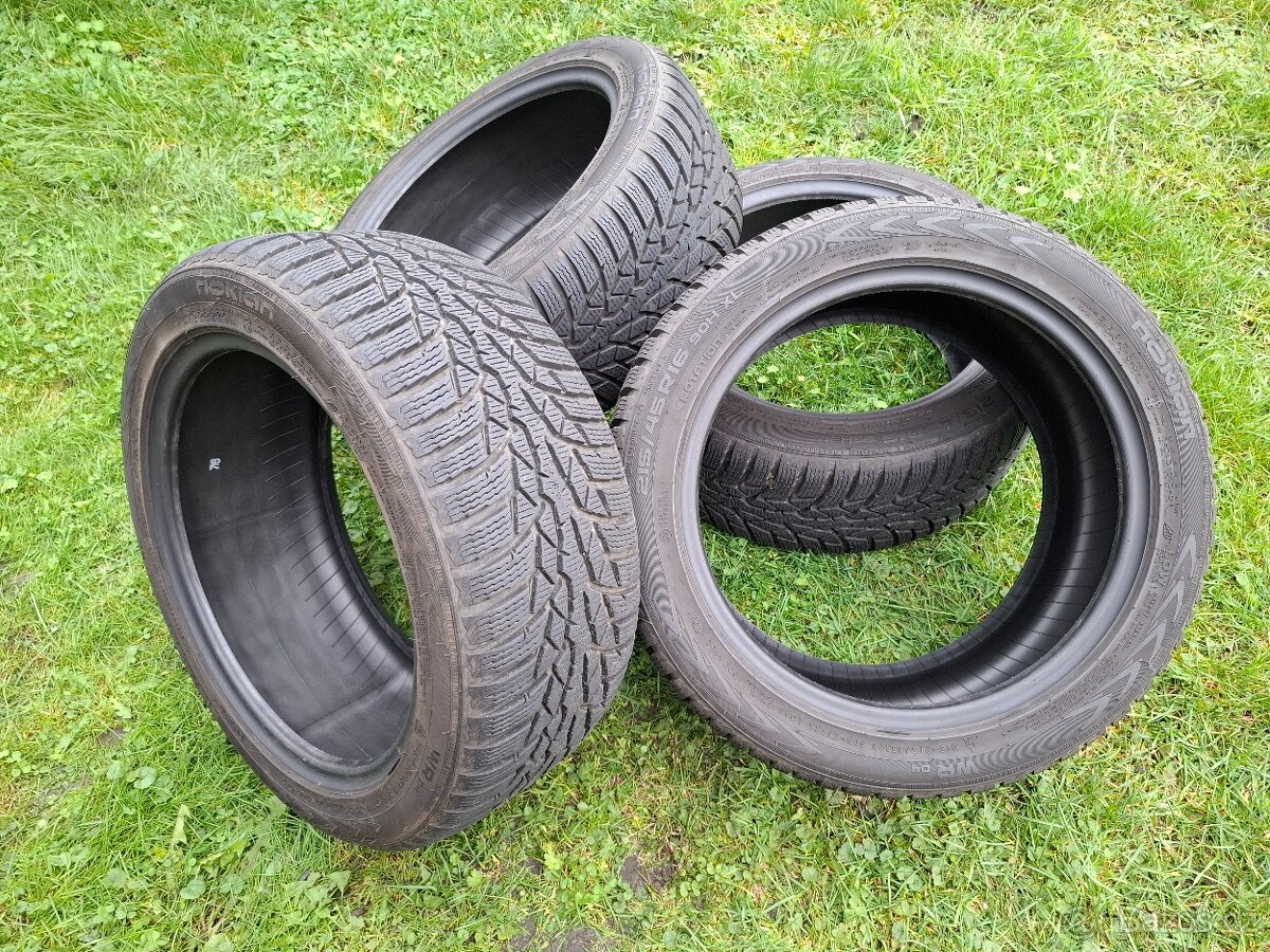 Zimní pneu Nokian WR D4 215/45 R16