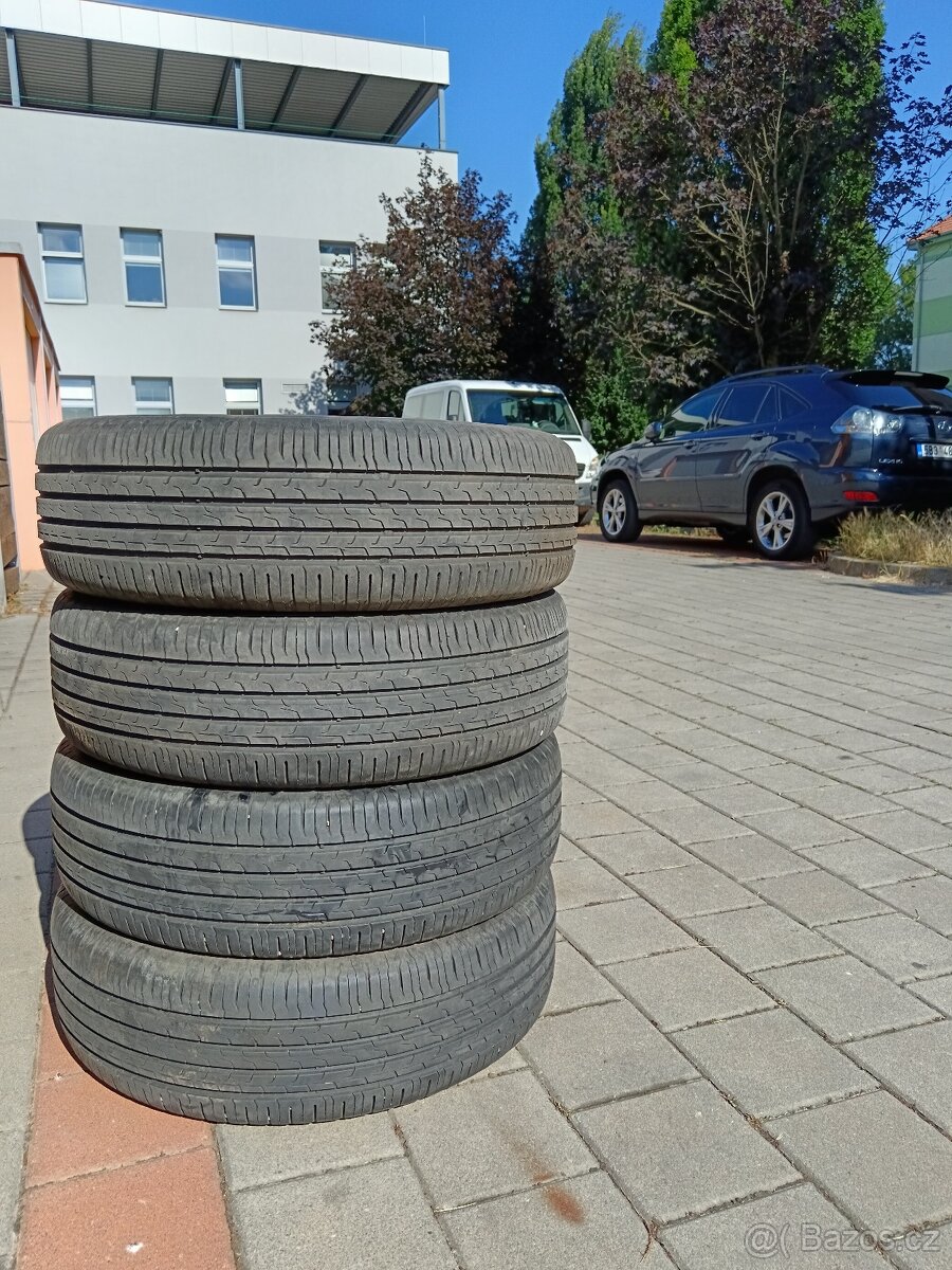 4X Letní pneumatiky 215/65 R17