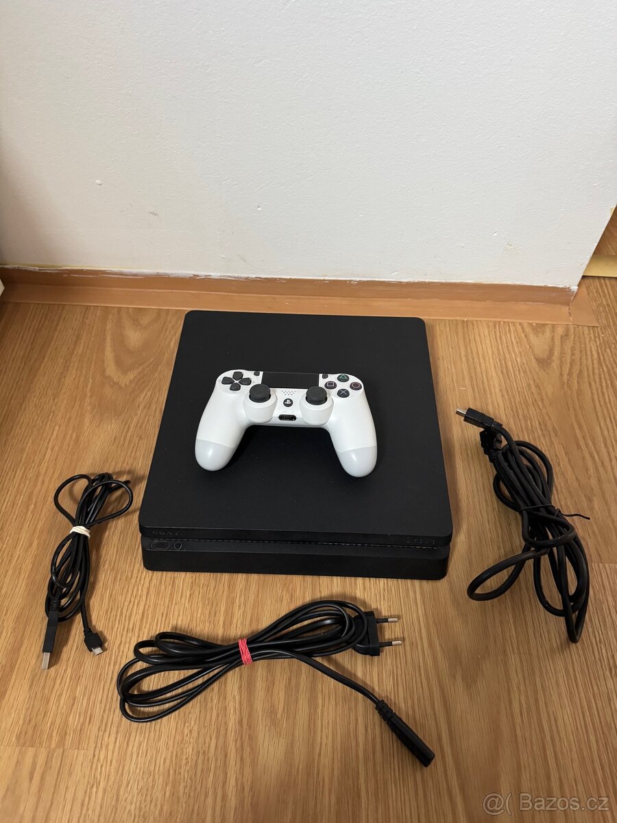 SONY PLAYSTATION 4 SLIM - 500 GB.