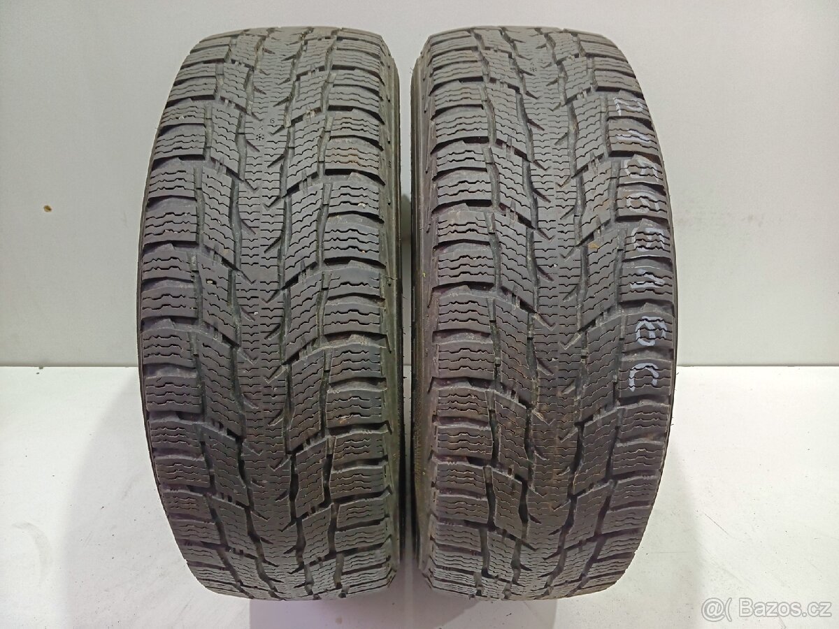 2ks zimní pneu 215/65/16C Nokian