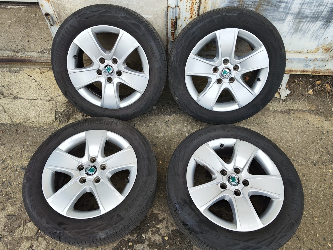 16"letní alu sada Crateris 5x112 origo Octavia 2 Golf 6 5