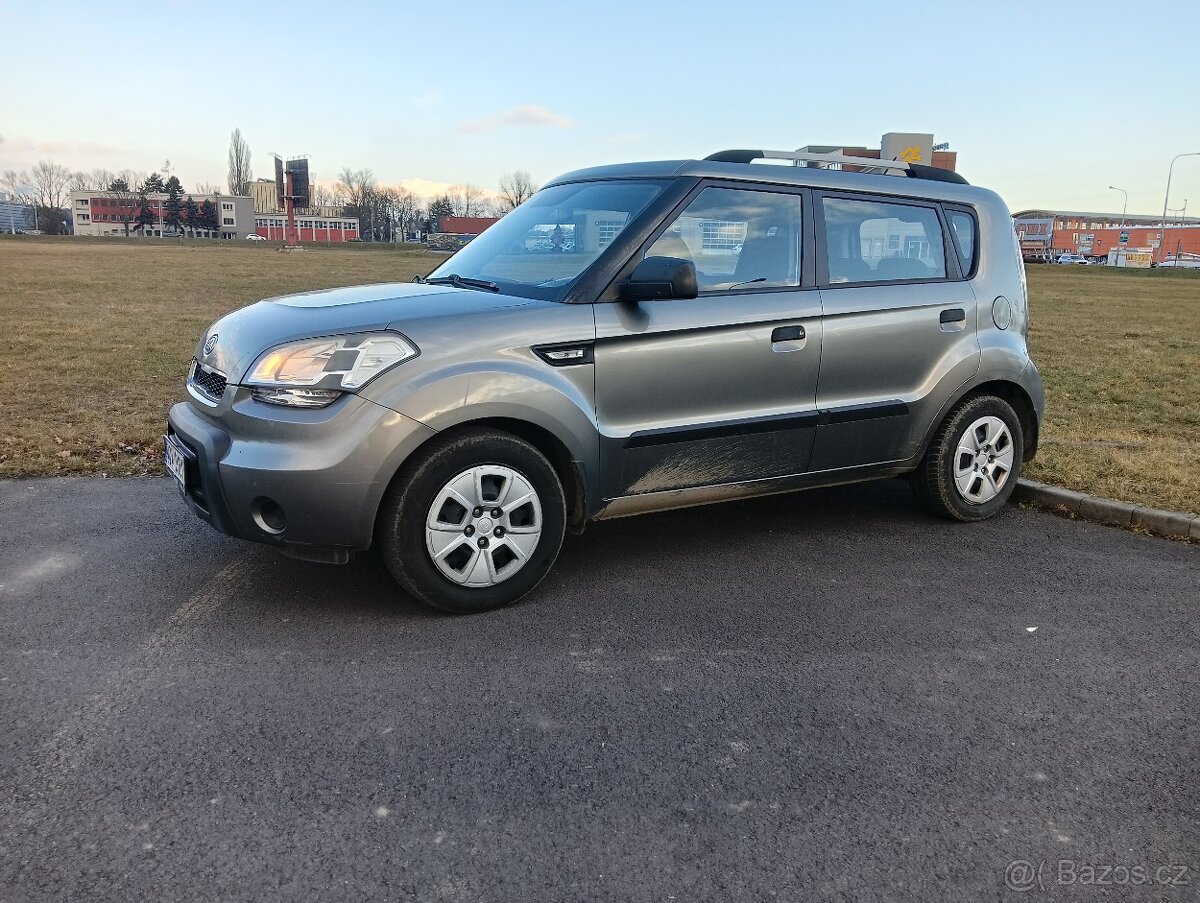 SUV kia soul 1.6 i původ ČR dohoda