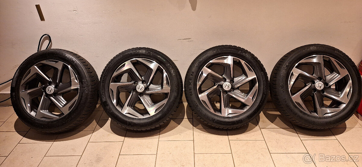 Honda CR-V, 235/55 R19