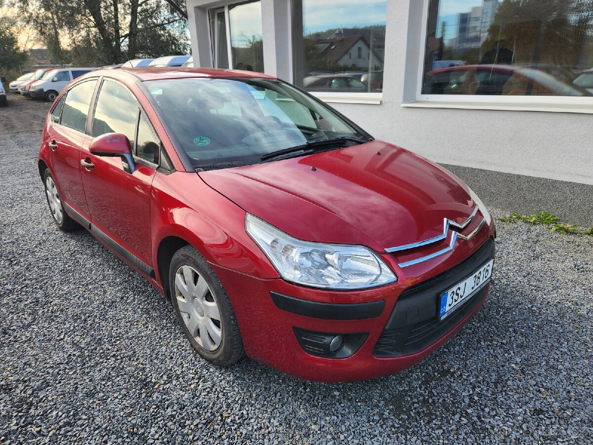 Citroën C4
1.4i
