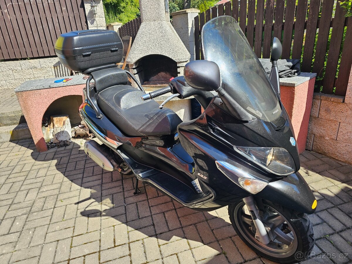 Piaggio Xevo 125