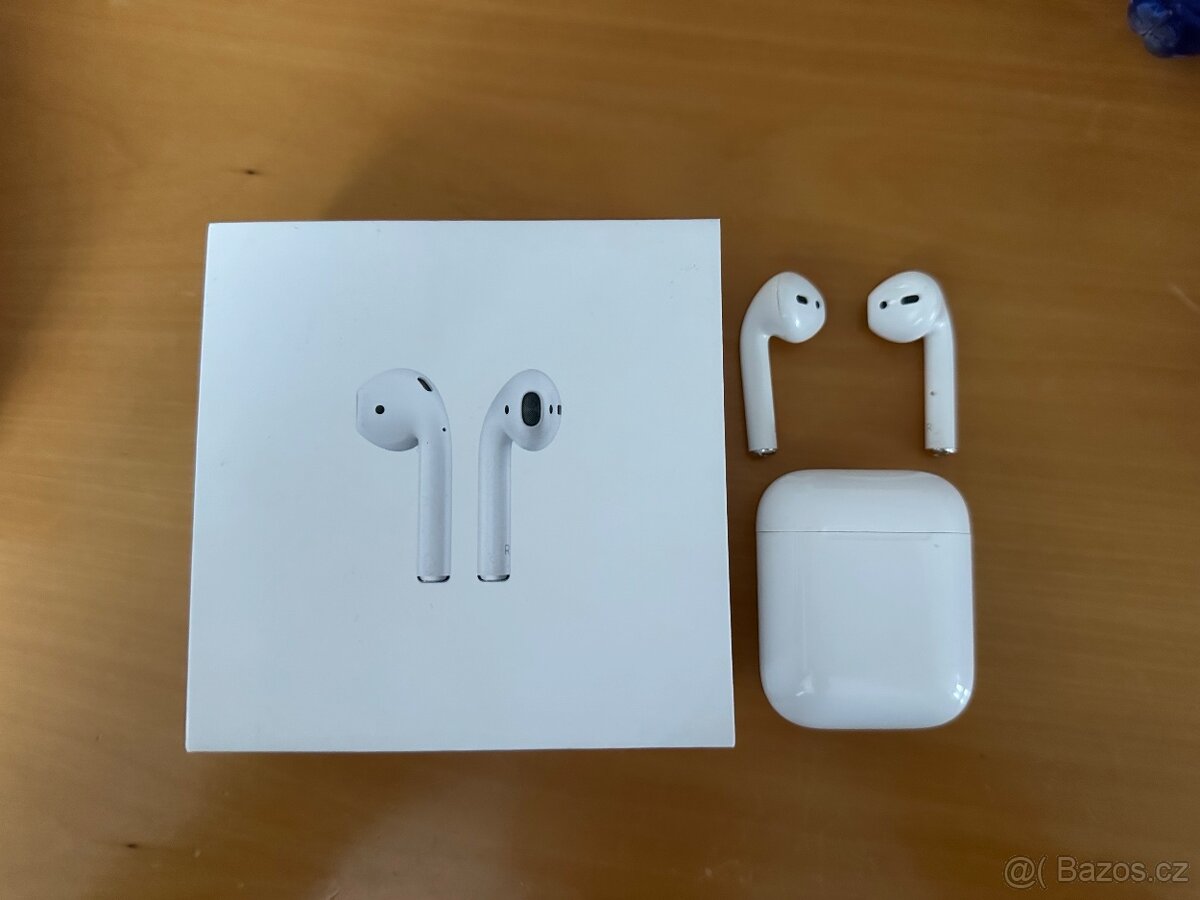 Apple Airpods 2019