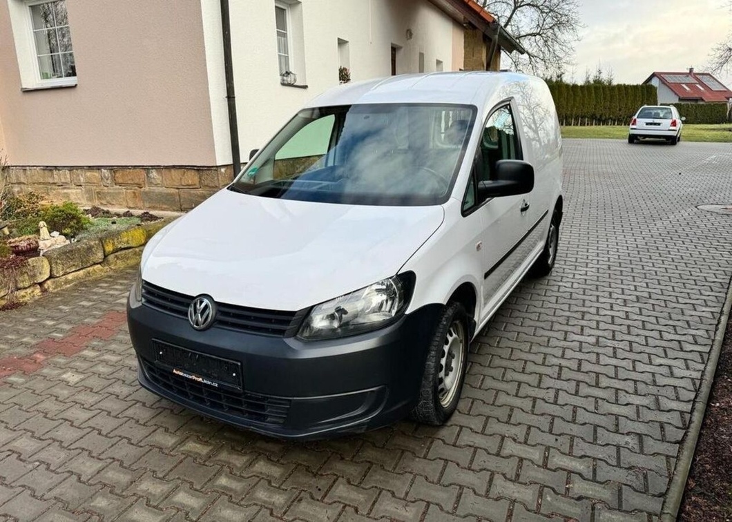 Volkswagen Caddy 1,6TDI klima , Servisní kniha nafta